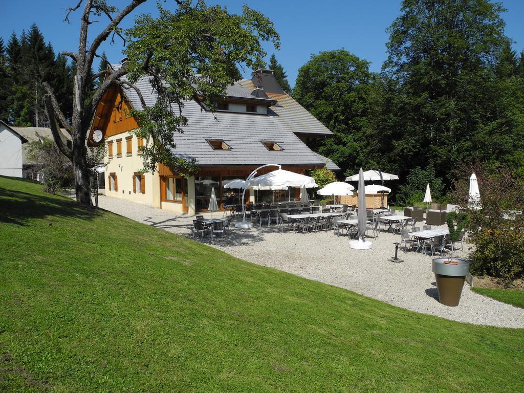 Domaine De La Sapiniere Hotell Thorens-Glières Exteriör bild